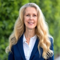 Daphne Dixon | Executive Director | Clean Transportation Coalition - Western Connecticut » speaking at EVCS