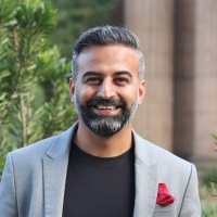 Zareer Vandrevala | Global Head of EV Charging Programs | Uber » speaking at EVCS